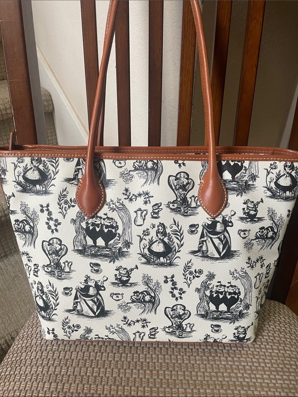 Disney Dooney & Bourke Alice in Wonderland Tote Bag with Brown Leather Trim - Picture 3 of 7